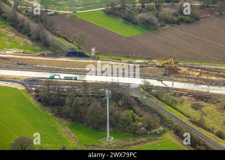 Luftbild, Emscherdeich mit gebrochenem Damm an der Emschermündung, zerstörte fehlende Eisenbahnbrücke, Baugebiet, Eppinghoven, Dinslaken, Nordrhein-Westfalen, Deutschland ACHTUNGxMINDESTHONORARx60xEURO *** Luftansicht, Emscherdeich mit gebrochenem Damm an der Emschermündung, zerstörte fehlende Eisenbahnbrücke, Baustelle, Eppinghoven, Dinslaken, Nordrhein-Westfalen, Deutschland ATTENTIONxMINDESTHONORARx60xEURO Stockfoto