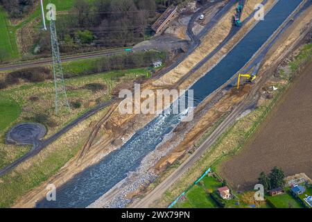 Luftbild, Emscherdeich mit gebrochenem Damm an der Emschermündung, zerstörte fehlende Eisenbahnbrücke, Baugebiet, Eppinghoven, Dinslaken, Nordrhein-Westfalen, Deutschland ACHTUNGxMINDESTHONORARx60xEURO *** Luftansicht, Emscherdeich mit gebrochenem Damm an der Emschermündung, zerstörte fehlende Eisenbahnbrücke, Baustelle, Eppinghoven, Dinslaken, Nordrhein-Westfalen, Deutschland ATTENTIONxMINDESTHONORARx60xEURO Stockfoto