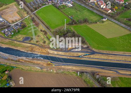 Luftbild, Emscherdeich mit gebrochenem Damm an der Emschermündung, zerstörte fehlende Eisenbahnbrücke, Baugebiet, Eppinghoven, Dinslaken, Nordrhein-Westfalen, Deutschland ACHTUNGxMINDESTHONORARx60xEURO *** Luftansicht, Emscherdeich mit gebrochenem Damm an der Emschermündung, zerstörte fehlende Eisenbahnbrücke, Baustelle, Eppinghoven, Dinslaken, Nordrhein-Westfalen, Deutschland ATTENTIONxMINDESTHONORARx60xEURO Stockfoto