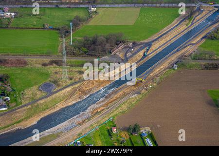 Luftbild, Emscherdeich mit gebrochenem Damm an der Emschermündung, zerstörte fehlende Eisenbahnbrücke, Baugebiet, Eppinghoven, Dinslaken, Nordrhein-Westfalen, Deutschland ACHTUNGxMINDESTHONORARx60xEURO *** Luftansicht, Emscher-Deich mit gebrochenem Damm an der Emschermündung, zerstörte fehlende Eisenbahnbrücke, Baustelle, Eppinghoven, Dinslaken, Nordrhein-Westfalen, Deutschland ATTENTIONxMINDESTHONORARx60xEURO Stockfoto