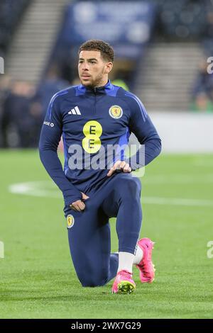 CHE ADAMS, professioneller Fußballspieler, spielt für die schottische Nationalmannschaft. Bild, das während einer Schulung und Aufwärmsitzung im Hampden Park, SC, aufgenommen wurde Stockfoto