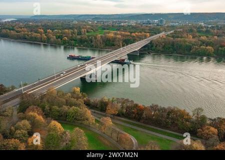 REKORDDATUM NICHT ANGEGEBEN die Konrad-Adenauer-Brücke in Bonn Konrad-Adenauer-Brücke Südbrücke. Bonn, Nordrhein-Westfalen, Deutschland, 12.11.2022 *** die Konrad-Adenauer-Brücke in Bonn Konrad-Adenauer-Brücke Südbrücke Bonn, Nordrhein-Westfalen, Deutschland, 12 11 2022 Copyright: JOKER/HadyxKhandani JOKER221112539801 Stockfoto