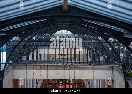 Frankreich, Region Ile-de-France, Paris, 2. Arrondissement, Passage du Grand Cerf, unter dem Glasdach Stockfoto