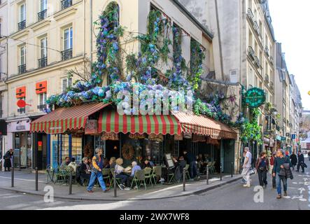 Frankreich, Region Ile-de-France, Paris Rive Gauche, 6. Arrondissement, Rue de Buci 5, Ecke Rue Grégoire de Tours, Restaurant 'Maison Sauvage'. 19. März 2024 Stockfoto