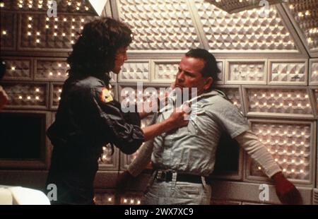 Alien Jahr: 1979 USA / Großbritannien Regie: Ridley Scott Sigourney Weaver, Ian Holm Stockfoto