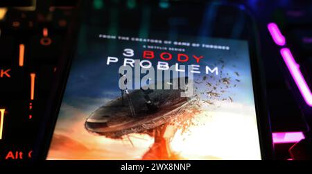 Viersen, Deutschland - 9. März. 2024: Nahaufnahme von Cixin Liu die 3-Körper-Problem-Netflix-Serie Stockfoto