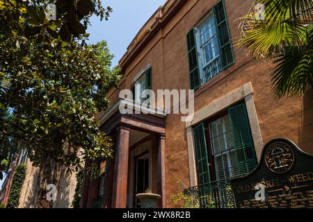 Early American Home in der Nähe von Lafayette Square, Savannah, Georgia, USA Stockfoto