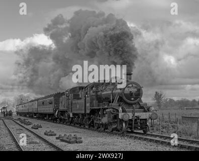 Die in Didcot lebende GWR Saint 2999 „Lady of Legend“ spielte am Wochenende des 16/17. März 2024 bei der 50. Gala der ESR. Die 4-6-0, eine Seltenheit bei Cranmore, Co Stockfoto