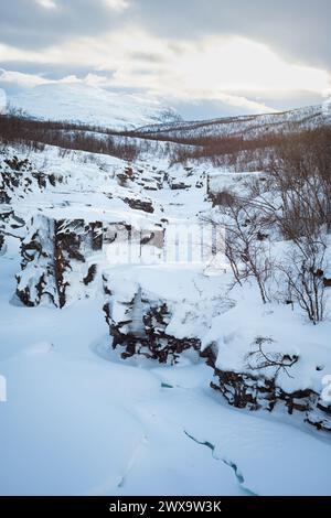 Abiskojakka Canyon im Winter, Abisko Nationalpark, Nordschweden Stockfoto