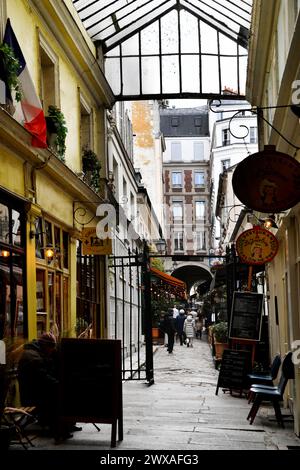 Restaurant - rue de l'ancienne Comédie - Paris Stockfoto