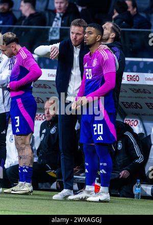 Frankfurt, Deutsche Bank Park, 26.03.2024: Bundestrainer Julian Nagelsmann (Deutschland) und Benjamin Henrichs (Deutschland) beim Länderspiel Deutschl Stockfoto