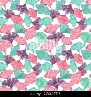 Nahtloses Muster mit mehrfarbigen Gingko-Blättern. Türkis, rosa, braune Biloba. Verziert mit Ginkgo, Palme, trockenem abstraktem Fächerblatt. Aquarellabbildung Stockfoto