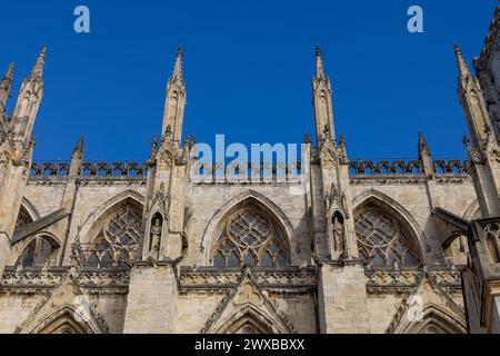 Außenseite der Südseite des Kirchenschiffs, York Minster Cathedral, York, England Stockfoto