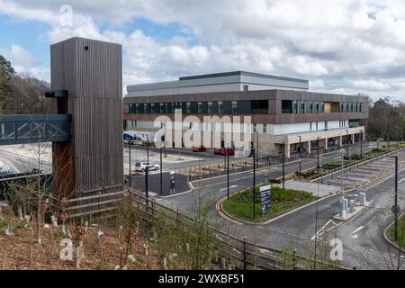 Neues NHS-Krankenhaus: Heatherwood Hospital in Ascot, Berkshire, England, Großbritannien, das 2022 eröffnet wurde Stockfoto