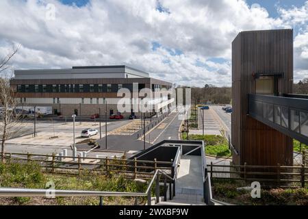 Neues NHS-Krankenhaus: Heatherwood Hospital in Ascot, Berkshire, England, Großbritannien, das 2022 eröffnet wurde Stockfoto