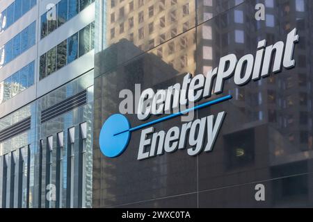 Houston, Texas, USA - 27. Februar 2022: Unterzeichnung von Centerpoint Energy vor dem Hauptsitz in Houston, Texas, USA. Stockfoto