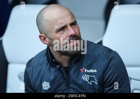 Derby, Großbritannien. März 2024. Paul Warne Manager von Derby County während des Sky Bet League 1 Spiels Derby County gegen Blackpool im Pride Park Stadium, Derby, Vereinigtes Königreich, 29. März 2024 (Foto: Gareth Evans/News Images) in Derby, Vereinigtes Königreich am 29. März 2024. (Foto: Gareth Evans/News Images/SIPA USA) Credit: SIPA USA/Alamy Live News Stockfoto