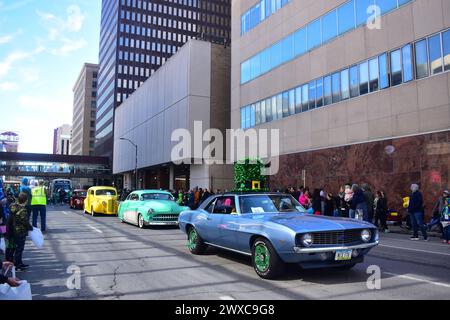 Des Moines, Iowa, USA - 16. März 2024: St. Patrick Parade in des Moines Iowa Stockfoto
