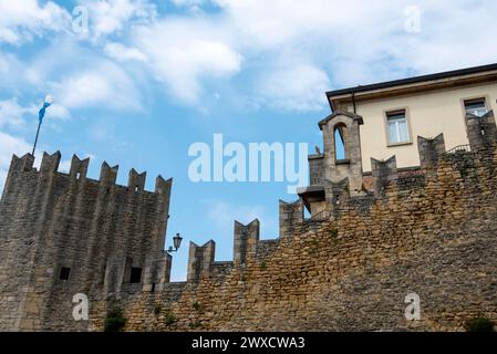 Zitadellmauer - San Marino Stockfoto