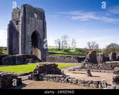 Der Turm aus dem 15. Jahrhundert in der Shap Abbey, Cumbria, England, Großbritannien Stockfoto