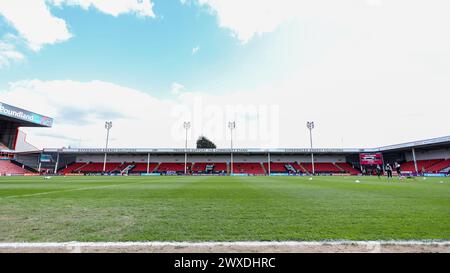 Walsall, Großbritannien. 30. März 2024. Ein allgemeiner Überblick über den Boden vor dem FA Women's Super League Spiel zwischen Aston Villa Women und Leicester City Women im Poundland Bescot Stadium in Walsall, England am 30. März 2024. Foto von Stuart Leggett. Nur redaktionelle Verwendung, Lizenz für kommerzielle Nutzung erforderlich. Keine Verwendung bei Wetten, Spielen oder Publikationen eines einzelnen Clubs/einer Liga/eines Spielers. Quelle: UK Sports Pics Ltd/Alamy Live News Stockfoto