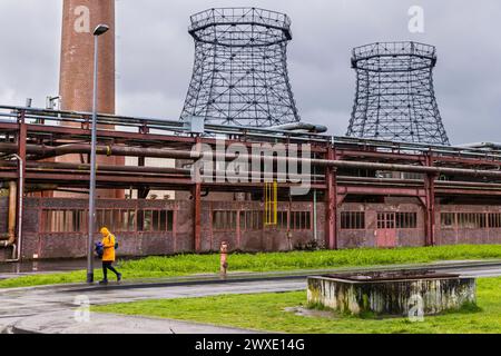 Gashalter und -Gebäude, Zeche und Kokerei Zollverein, Industriedenkmal, UNESCO-Weltkulturerbe, Ruhrgebiet, Essen, Deutschland Stockfoto