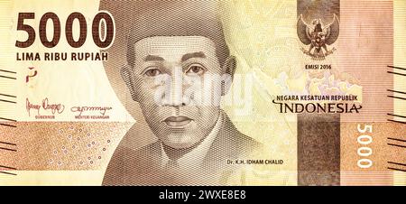 Dr. K.H. Idham Chalid (1921-2010), Portrait from Indonesia 5000 Rupiah 2016 Banknoten. Indonesischer Politiker, religiöser Führer, Minister Stockfoto