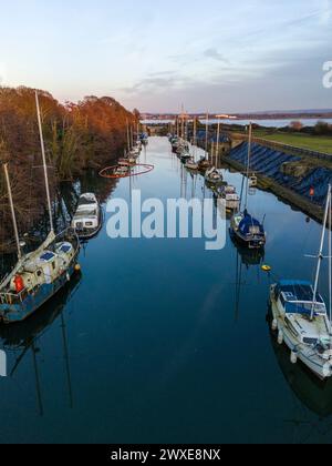 Abend im Lydney Harbour, Forest of Dean, Gloucestershire. Stockfoto