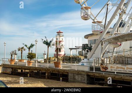 Clacton-on-Sea, Essex, Vereinigtes Königreich – 20. März 2024. Der Pier in der Küstenstadt Clacton-on-Sea, Essex Stockfoto