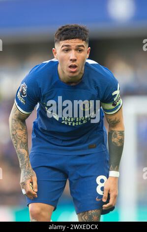 London, Großbritannien. 30. März 2024. Enzo Fernández aus Chelsea während des Premier League-Spiels zwischen Chelsea und Burnley am 30. März 2024 in Stamford Bridge in London. Foto von Salvio Calabrese. Nur redaktionelle Verwendung, Lizenz für kommerzielle Nutzung erforderlich. Keine Verwendung bei Wetten, Spielen oder Publikationen eines einzelnen Clubs/einer Liga/eines Spielers. Quelle: UK Sports Pics Ltd/Alamy Live News Stockfoto