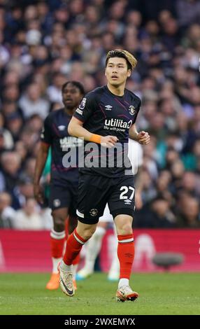 LONDON, ENGLAND - MÄRZ 30: Daiki Hashioka aus Luton Town während des Premier League-Spiels zwischen Tottenham Hotspur und Luton Town im Tottenham Hotspur Stadium am 30. März 2024 in London. (Foto: Dylan Hepworth/MB Media) Stockfoto