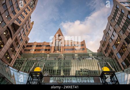 London: Minster Court und das Minster Building in der Mincing Lane in London. Stockfoto