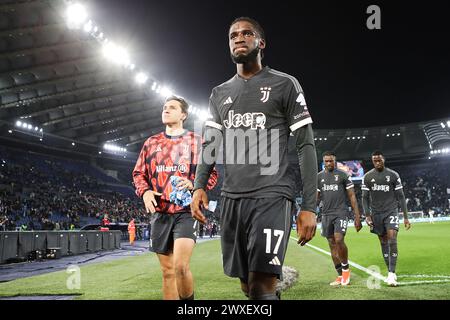 Rom, Italie. 30. März 2024. Die Spieler von Juventus begrüßen ihre Fans am 30. März 2024 im Stadio Olimpico in Rom, Italien, am Ende des italienischen Meisterschaftsspiels Serie A zwischen SS Lazio und Juventus FC - Foto Federico Proietti/DPPI Credit: DPPI Media/Alamy Live News Stockfoto