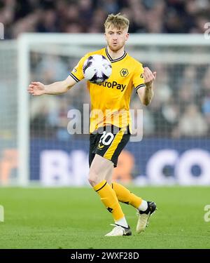 Wolverhampton Wanderers' Tommy Doyle während des Premier League Spiels im Villa Park, Birmingham. Bilddatum: Samstag, 30. März 2024. Stockfoto