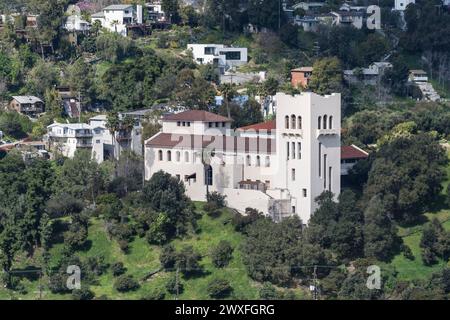 Los Angeles, Kalifornien, USA - 12. März 2024: Blick auf das geschlossene historische Southwest Museum des American Indian Building in der Nähe des Mt Washington. Stockfoto