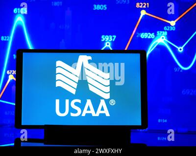 Deutschland. 30. März 2024. In dieser Abbildung ist das Logo der United Services Automobile Association (USAA) auf einem Tablet zu sehen. Quelle: SOPA Images Limited/Alamy Live News Stockfoto