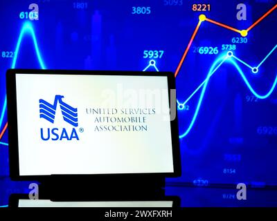Deutschland. 30. März 2024. In dieser Abbildung ist das Logo der United Services Automobile Association (USAA) auf einem Tablet zu sehen. (Foto von Igor Golovniov/SOPA Images/SIPA USA) *** ausschließlich für redaktionelle Nachrichten *** Credit: SIPA USA/Alamy Live News Stockfoto