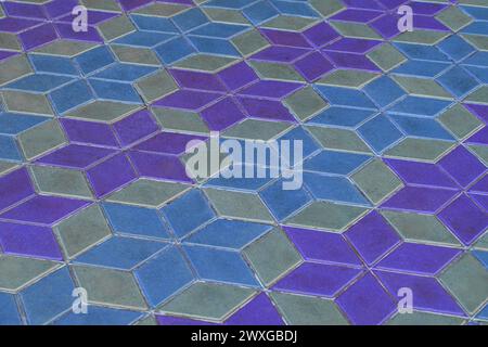 Blau und lila abstrakte Muster Stein Pflasterplatten Mosaik Street Design Stadt Oberfläche Textur Hintergrund. Stockfoto