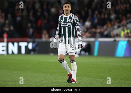 London, Großbritannien. 30. März 2024. London, 30. März 2024: Casemiro von Manchester United während des Premier League-Spiels zwischen Brentford und Manchester United im GTECH Community Stadium am 30. März 2024 in London. (Pedro Soares/SPP) Credit: SPP Sport Press Photo. /Alamy Live News Stockfoto