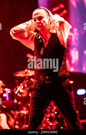 Mailand Italien. 30. März 2024. Die englische Band DEPECHE MODE tritt live auf der Bühne des Mediolanum Forum während der Memento Mori World Tour 2024 auf. Vermerk: Rodolfo Sassano/Alamy Live News Stockfoto