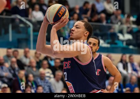 LEIDEN, NIEDERLANDE - MÄRZ 30: Moussa Noterman von RSW Lüttich Basket Freiwurf während des BNXT League Elite Gold Matches zwischen Zorg en Zekerheid Leide Stockfoto