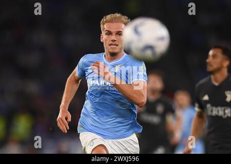 Gustav Isaksen von der SS Lazio während des Fußballspiels der Serie A zwischen der SS Lazio und Juventus FC im Olimpico-Stadion in Rom (Italien), 30. März 2024. Stockfoto