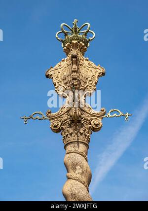 Nahaufnahme des Prangers der Säule von Porto, Pelourinho do Porto, neben der Kathedrale von Porto, SE do Porto, Portugal Stockfoto