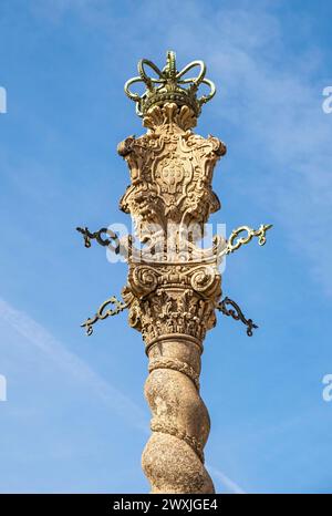 Nahaufnahme des Prangers der Säule von Porto, Pelourinho do Porto, neben der Kathedrale von Porto, SE do Porto, Portugal Stockfoto