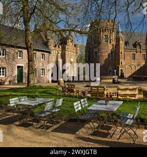 Schloss Paffendorf, beliebtes Ausflugsziel, Bergheim, Rhein-Erft-Bezirk, Rheinisches Braunkohlegebiet, Nordrhein-Westfalen, Deutschland Stockfoto