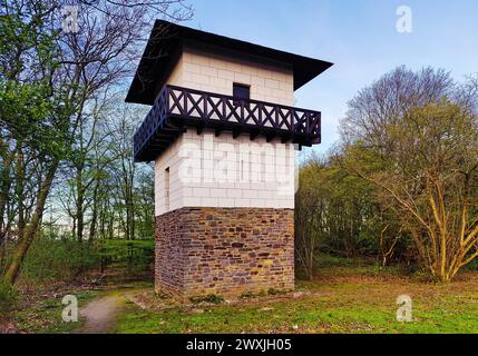 Rekonstruierter römischer Wachturm am Reckberg, Niedergermanischer Limes, UNESCO-Weltkulturerbe, Neuss, Nordrhein-Westfalen, Deutschland Stockfoto