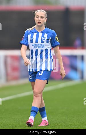 Dagenham, Kent, Großbritannien. Sonntag, den 31. März 2024. Poppy Pattinson (3 Brighton) sieht am Sonntag, den 31. März 2024, beim Barclays FA Women's Super League Spiel zwischen West Ham United und Brighton und Hove Albion im Chigwell Construction Stadium in Dagenham an. (Foto: Kevin Hodgson | MI News) Credit: MI News & Sport /Alamy Live News Stockfoto