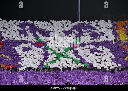 Florenz, Italien. 30. März 2024. ACF Fiorentina Fans beim ACF Fiorentina vs AC Milan, italienischer Fußball Serie A Spiel in Florenz, Italien, März 30 2024 Credit: Independent Photo Agency/Alamy Live News Stockfoto