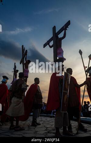 Seit 1986 wird die Darstellung der Passion Christi in Caracas in El Morro in Petare, im Stadtteil El Nazareno, aufgeführt Stockfoto