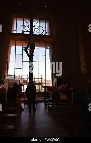 Sedona, AZ. USA 2/14/2024. Die Kapelle des Heiligen Kreuzes römisch-katholische Kirche. Ein Traum von Marguerite Brunswig Staude für dieses Gotteshaus. Stockfoto